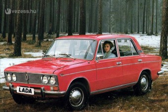 Annyi itthon a Lada mint a Toyota