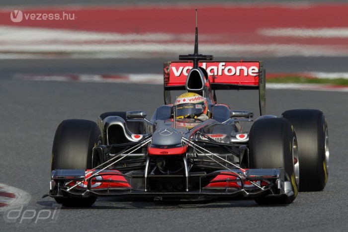 Hamilton: A McLaren nem bajnoki esélyes 3
