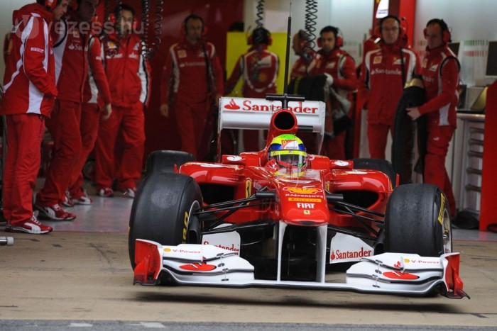 F1: Perez és a Sauber villantott a teszten 6