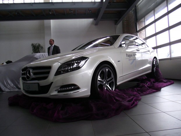 Egy igazi szárazföldi bálna Mercedes módra