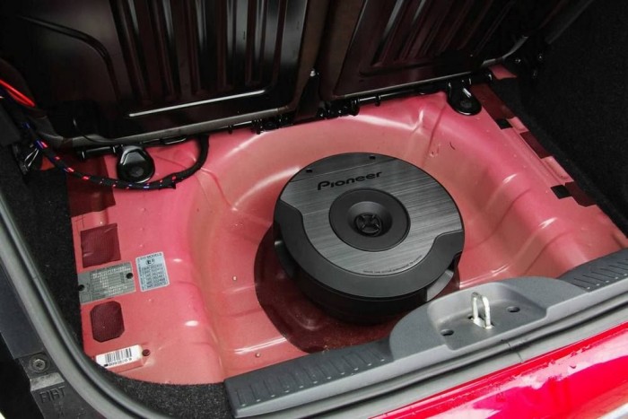 A mélynyomó pótkerék nélkül is éli világát