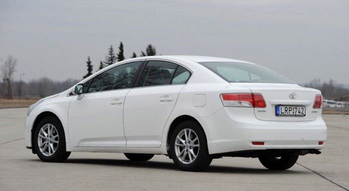 Utasterében öten is jól elférnek és vagy az ára nagyon jó (Travel Edition) vagy a felszereltsége (Executive)