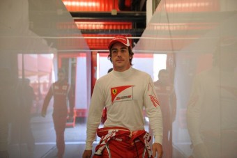 F1: Alonso megnyitotta saját múzeumát