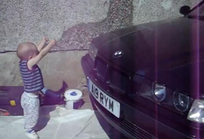 Übercukiság – Motorhang imádó kiskölyök