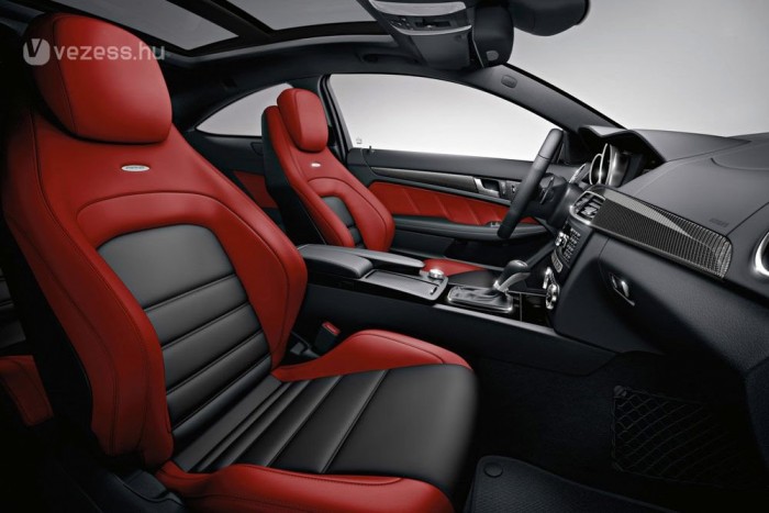 Sportváltozattal debütál az új Merci 7 | Vezess Sportváltozattal debütál az új Merci 7