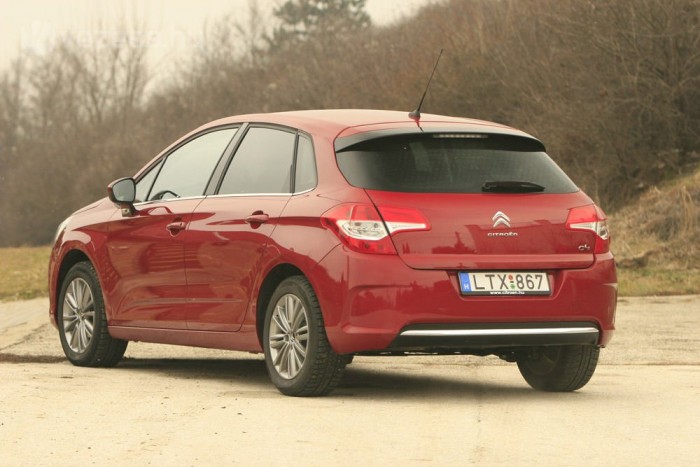 Nem tabu az olcsó üzemanyag 6 | Vezess Ránézésére is minőséget kell sugallnia