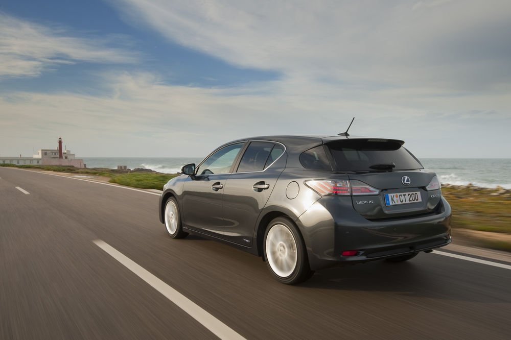 Lexus CT200h