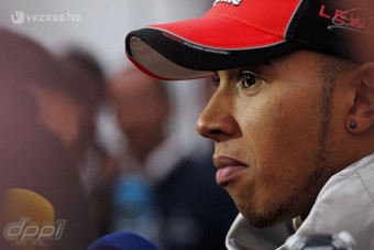 F1: Hamilton leszólta a Red Bullt