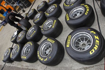 F1: Plusz gumit kapnak a csapatok