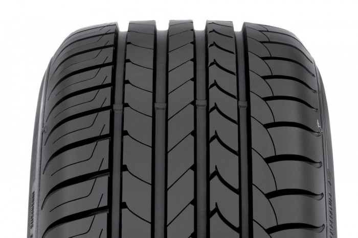 Tudta nélkül veteránt vett 7 | Vezess A nyári gumiabroncs futófelülete