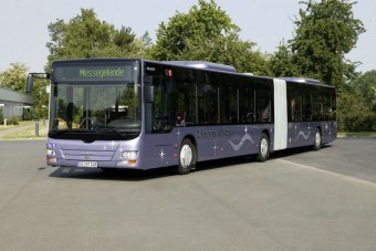 Videón a BKV új szuperbusza