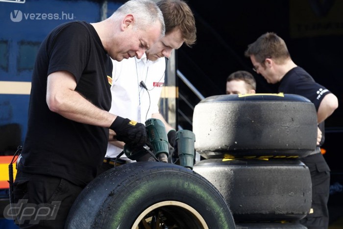 F1: Nem ilyen gumit akartunk!