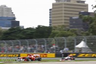 F1: Jól vizsgáztak az új gumik 40