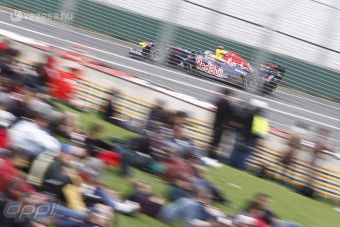 F1: Vettel külön ligában