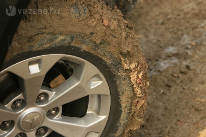 Terepgumival lett volna az igazi