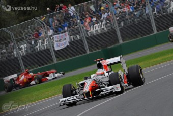 F1: Csonka mezőny rajtol holnap