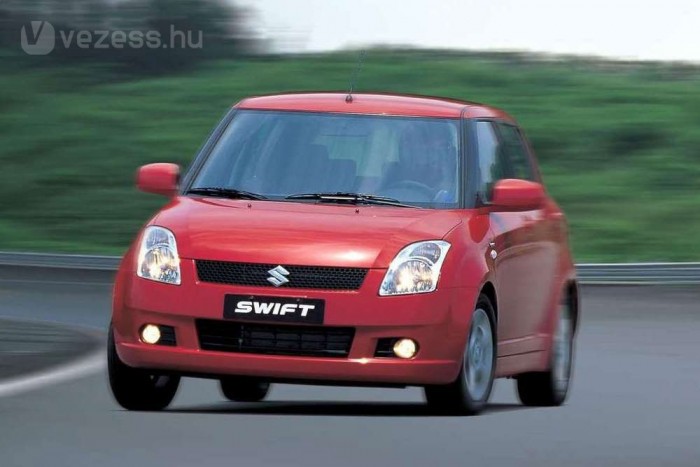 Veszélyes az autópályára hajtani? 8 | Vezess Talán ez az utolsó Swift, ami népautó lehetett Magyarországon