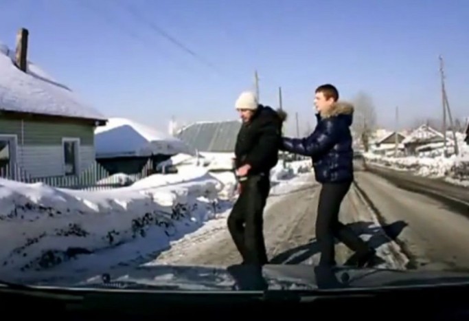 Nem csak az bolond, aki részeg