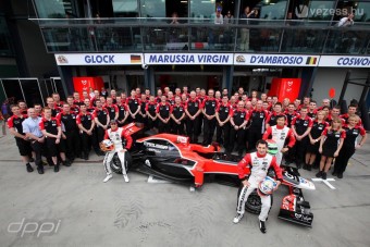 Magyar tesztpilóta a Virgin F1-es csapatnál