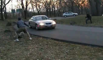 Autós ugratások április elsejére