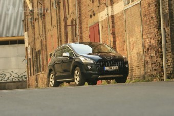 Teszt: Peugeot 3008 2.0 HDI aut.