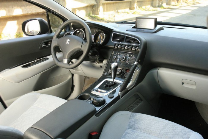 Minőségi belső, igényes anyagok