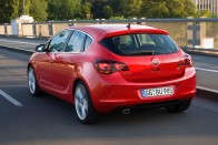 Új Opel Astra: az első osztályú kompakt 16