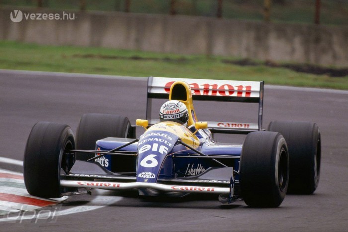 Senna végre hazájában is nyerni tudott 10 | Vezess Patrese az utolsó tíz körben 37 másodpercnyit dolgozott le hátrányából