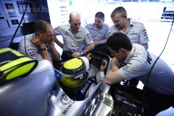 F1: Kínában sem vár csodát  a Mercedes