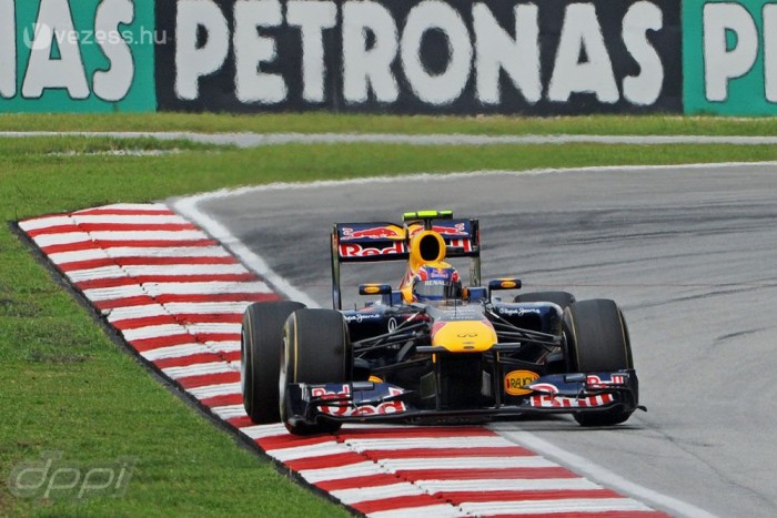 F1: Webbert kinyírták a KERS nélkül 6