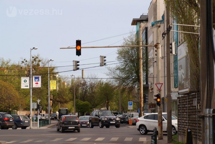 Félelem a vezetéstől 15 | Vezess ...de már sárgában hagyja el a kereszteződést