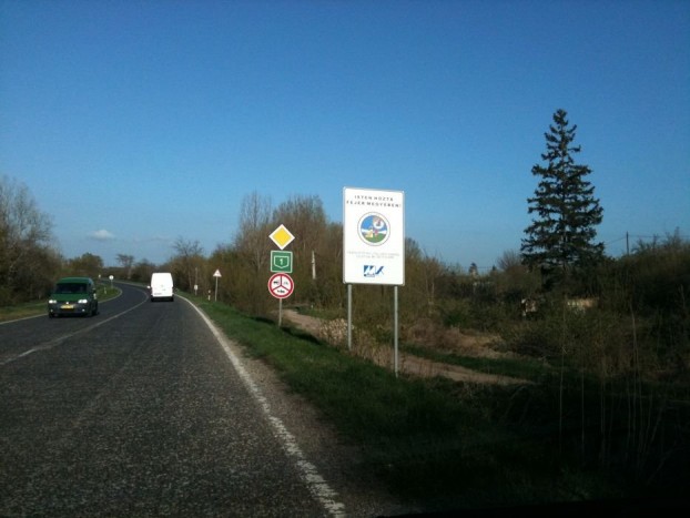 Fejér megye 40-es limittel fogadja az utazót