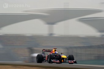F1: Vettel vitte a harmadik edzést is