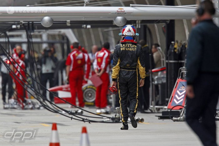 F1: Duplán bukott a Renault 2 F1: Duplán bukott a Renault 2