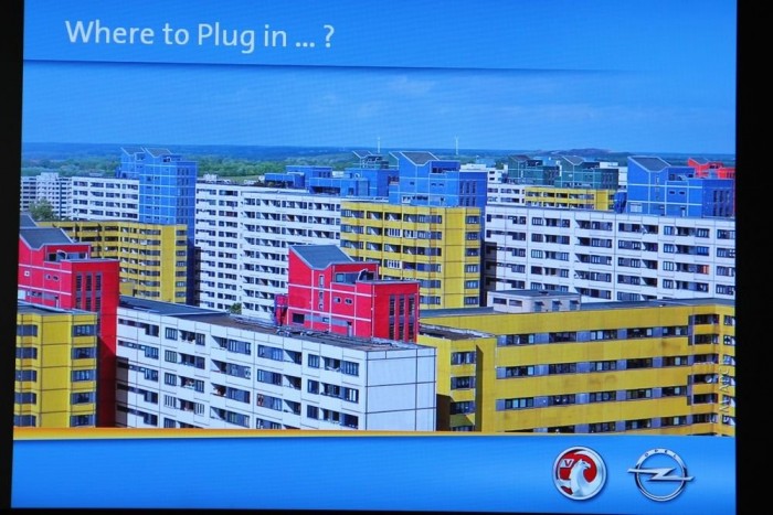 Vezettük: Opel Ampera, elektromos Meriva, Opel FCV 8 | Vezess Gonosz, de realista slide a végére: akik itt laknak, hogy töltik majd a villanyautójukat?