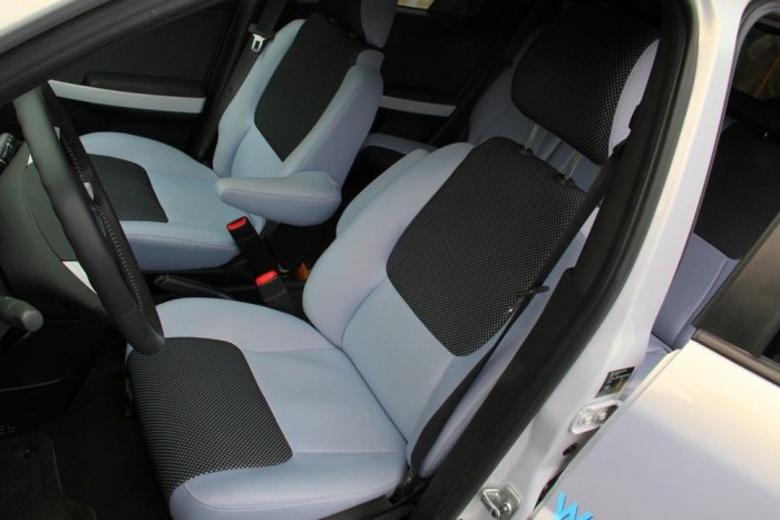 Vezettük: Opel Ampera, elektromos Meriva, Opel FCV 13 | Vezess A céges tesztflottákban a hidrogénes Opelre főleg a randa beltér miatt panaszkodnak. Az Opel ezt nagy sikernek könyveli el