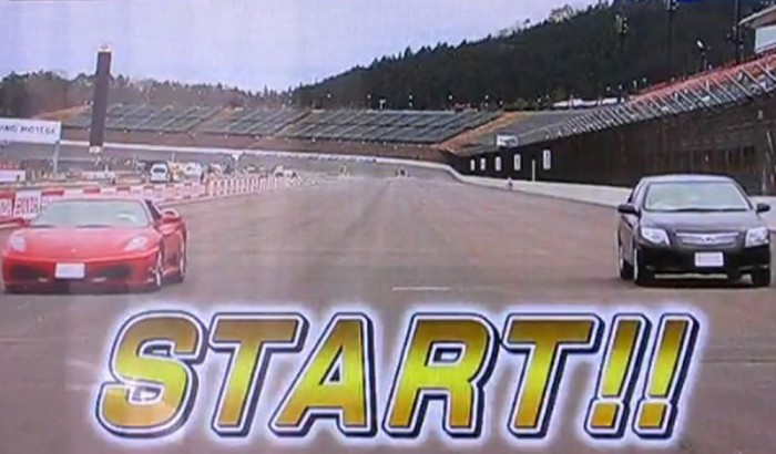 Ferrari verő Toyota Corolla