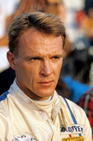 Gurney máig az amerikai pilótalegenda megtestesítője