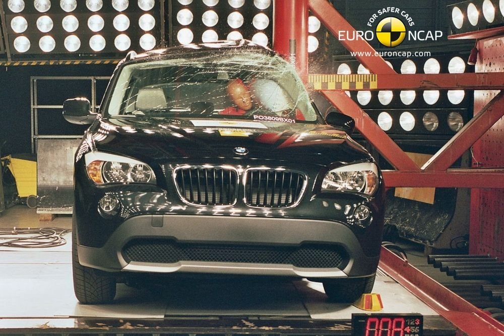 BMW X1: Változatlan biztonság 6
