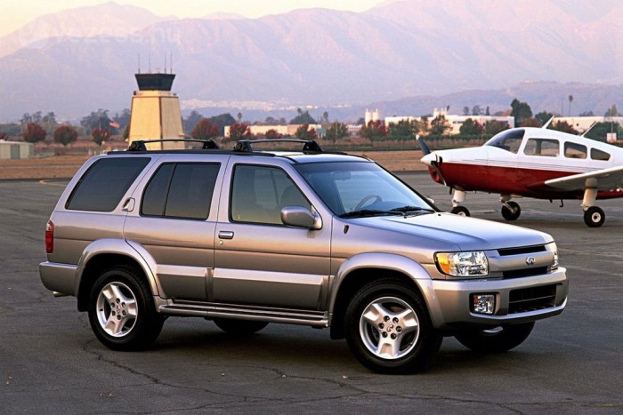 A Nissan 271 ezer autót hív vissza 3 | Vezess Infiniti QX4