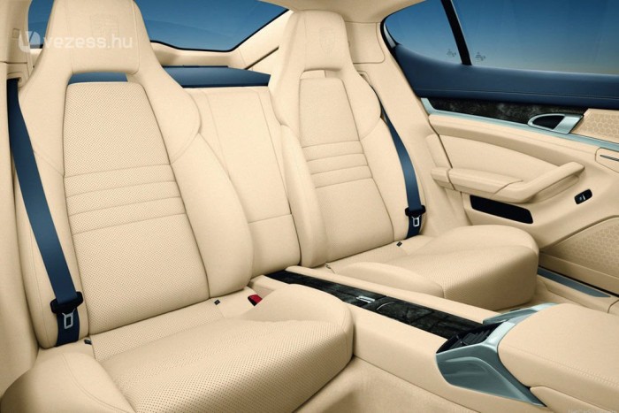 Készül a sofőrös Porsche 4 | Vezess A hátul ülőknek több hely jut