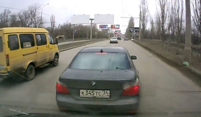 A figyelmetlen sofőrök sorsa: a koccanás