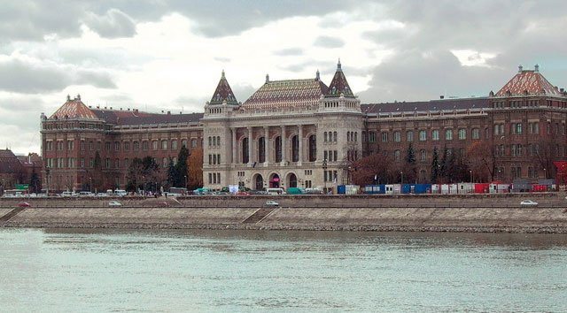 Megnyílt a Műegyetem rakpart