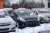 Átvette a vezetést az Opel idehaza 270