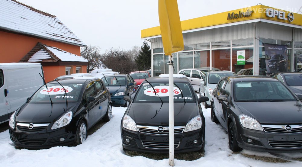 Átvette a vezetést az Opel idehaza 105