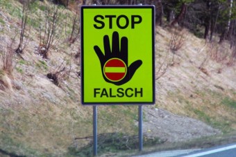 Forgalommal szemben az M7-esen