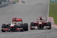 F1: Massa a Ferrari kerékcseréin javítana 64