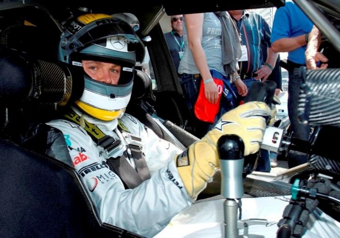 Video: Rosberg elveszíti DTM-szüzességét