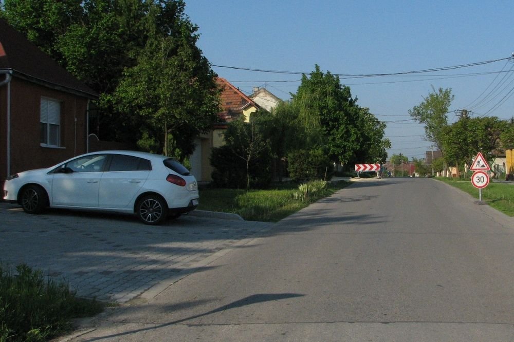 A dízel teszt-Bravóval álltam félre fotózni a gonosz felbontást