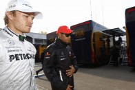 F1: Buttoné a második edzés 85